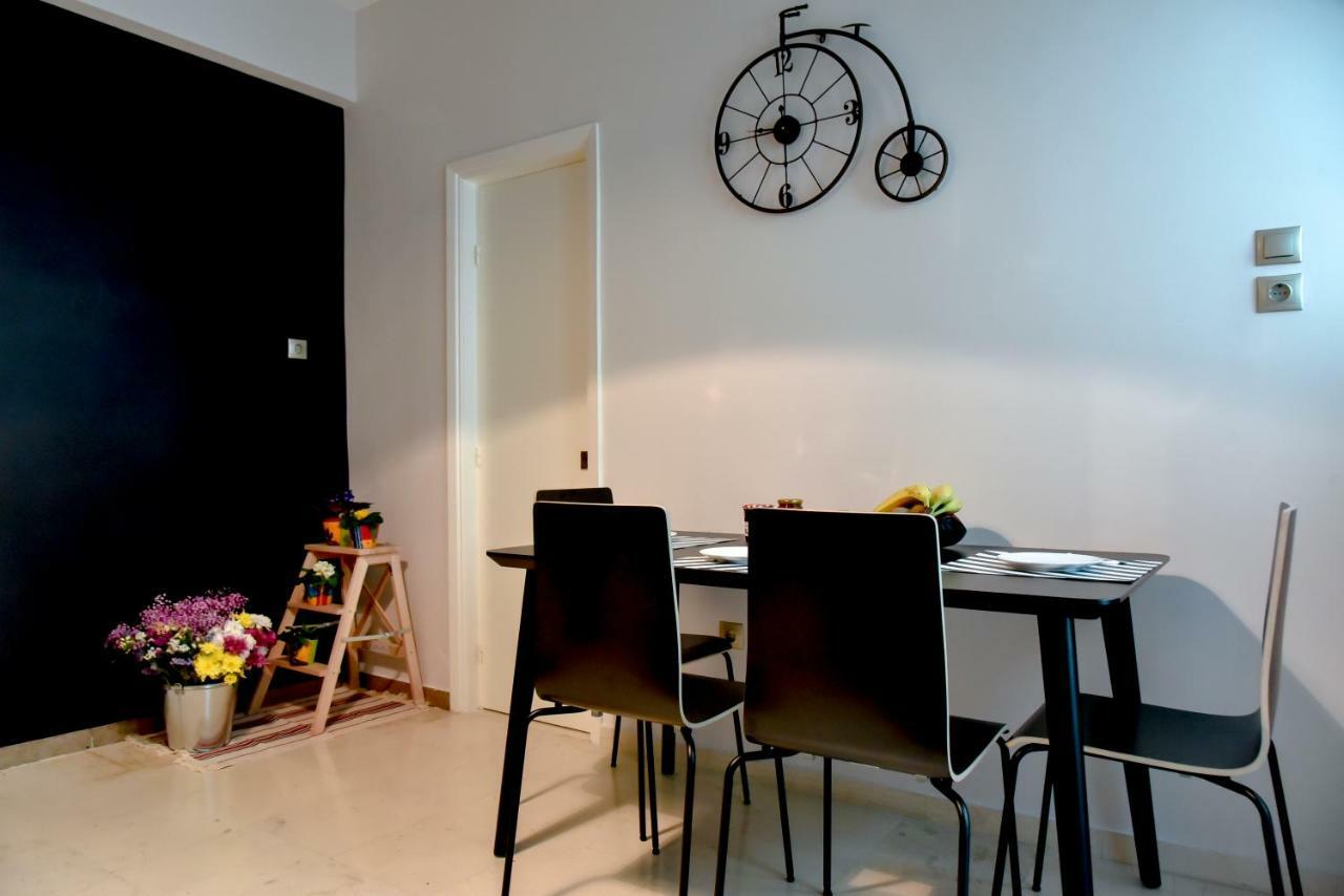 Darsiss 1 - Museum Apartment Афины Экстерьер фото